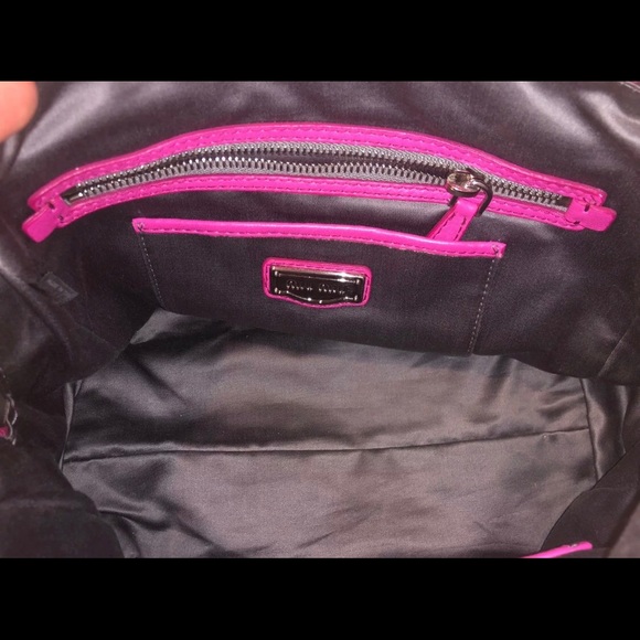 Miu Miu Fuxia Cloquet Napa Leather Shoulder Bag - Picture 2 of 8